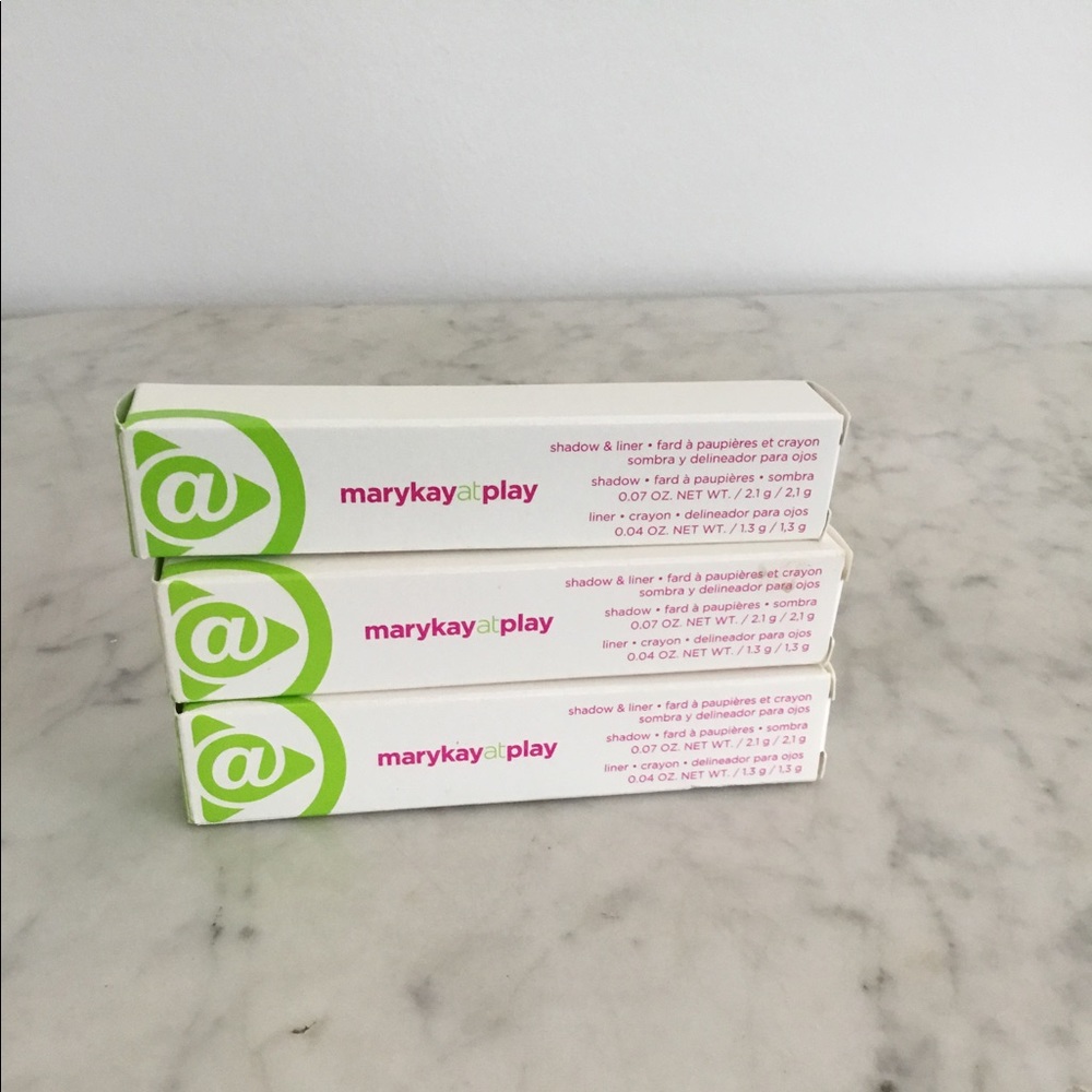Mary Kay at Play Shadow and Liner - Mint To Be NIB